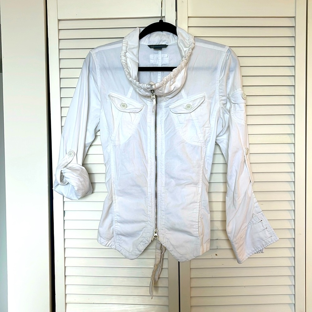 white cotton jacket